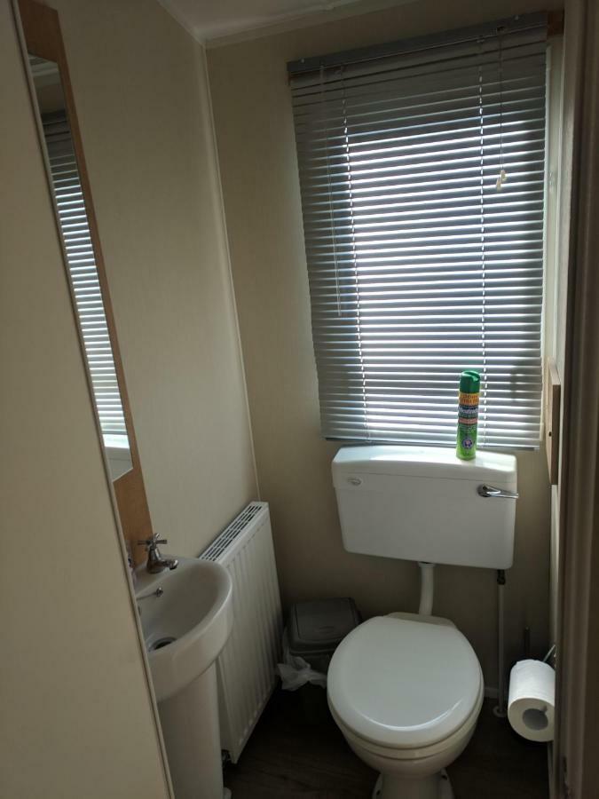 P&D'S Pearl Caravan At Tattershall Lakes Country Park Hotel Exterior foto